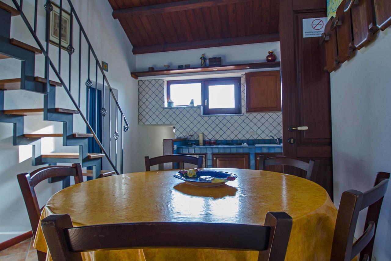 Casa Ifigenia Villa เชฟาลู ภายนอก รูปภาพ